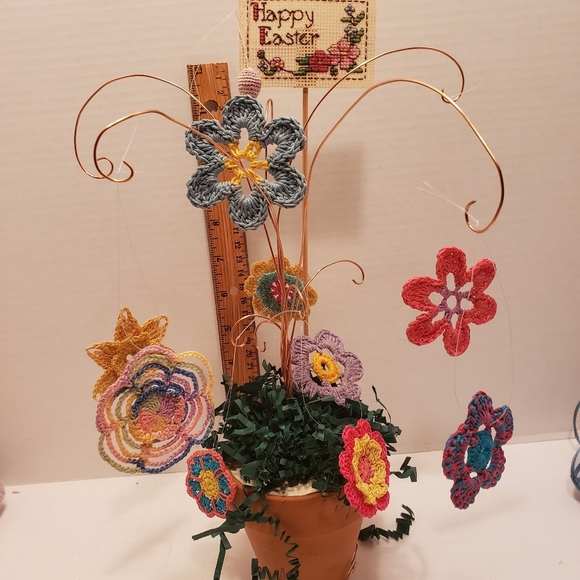 HAND CRAFTED Crochet Flower Egg Bunny Butterfly  Pick 4 - Picture 3 of 12